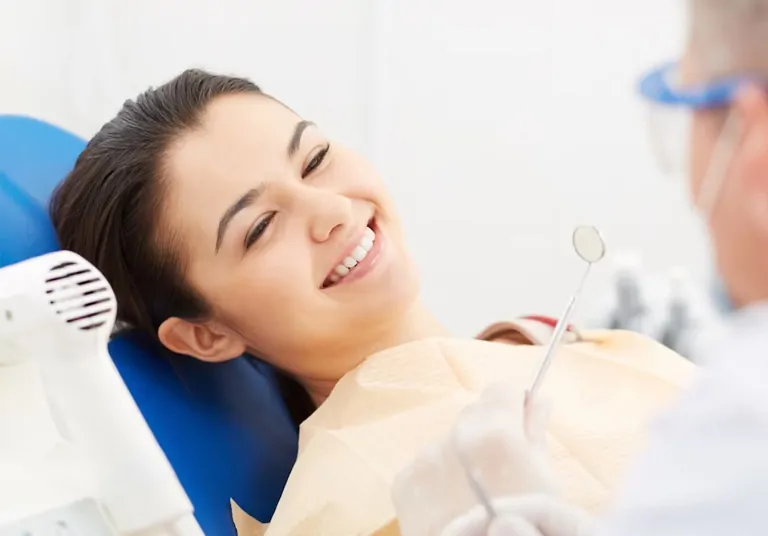 How A Gum Specialist Can Improve Your Oral Health